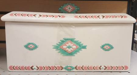 MEW2 Bread Box & Lid