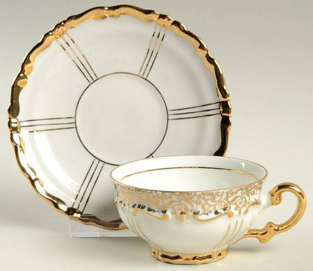 MIT137 Footed Demitasse Cup & Saucer Set