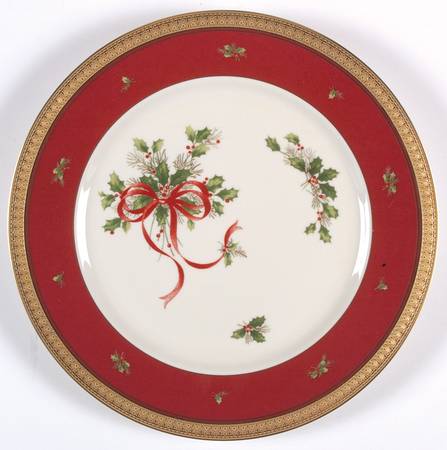 Palatial Holly Gold Cake Plate by Mikasa