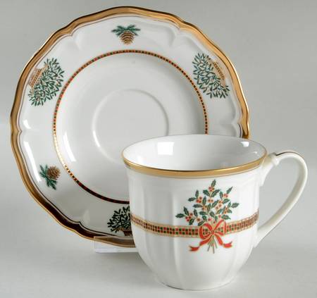 Christmas Garden Flat Cup & Saucer Set