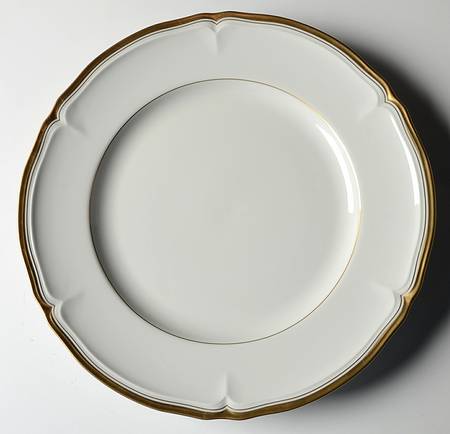 Hyde Park Gold 12" Chop Plate (Round Platter)