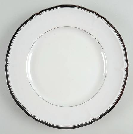 Hyde Park Platinum 12" Chop Plate (Round Platter)