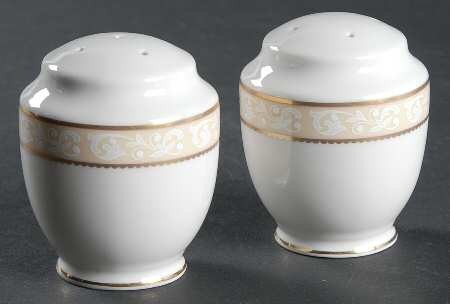 Radcliffe Salt & Pepper Set