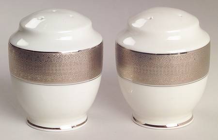 Opera Platinum Salt & Pepper Set