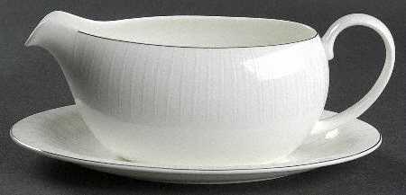 Composure Gravy Boat & Underplate