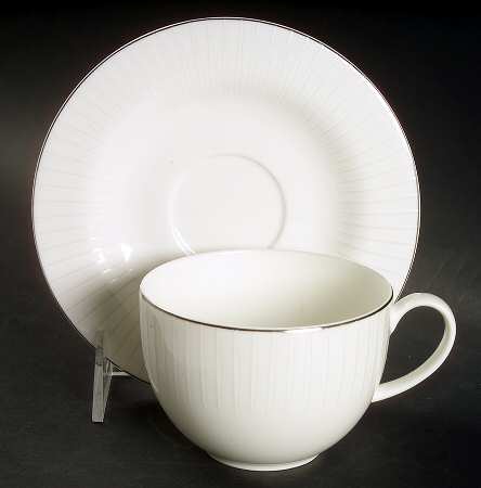 Composure Flat Cup & Saucer Set