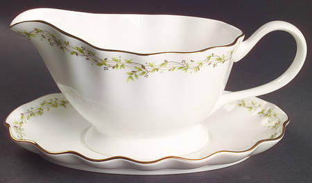 Garden Gala Gravy Boat & Underplate