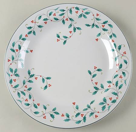 Holly Lace 12" Chop Plate (Round Platter)