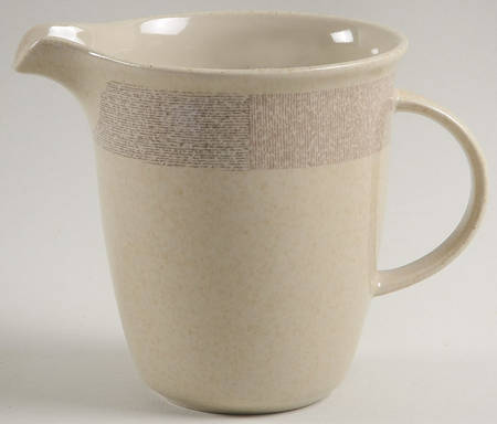 Villagio Beige Creamer