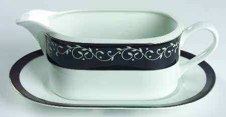 Organdi Gravy Boat & Underplate