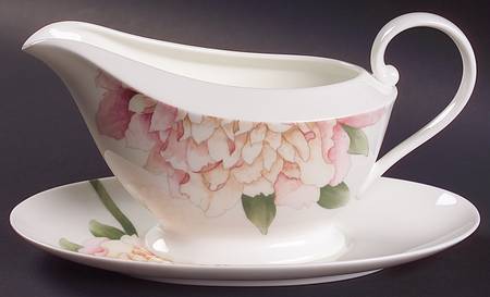 Peony (AK049, Elite Bone) Gravy Boat & Underplate