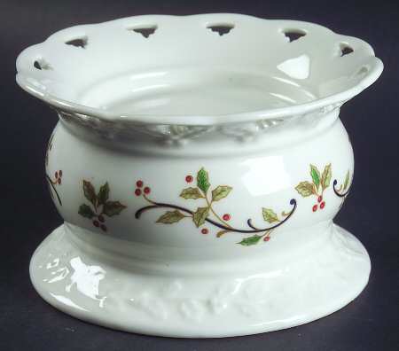 Holiday Lace 3" Pillar Candleholder