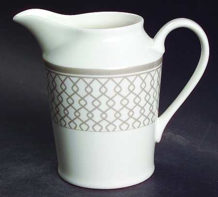 Venetian Link Creamer by Mikasa