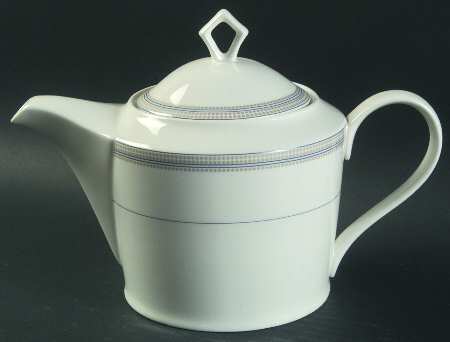Silver Jewels (HK296) Teapot & Lid