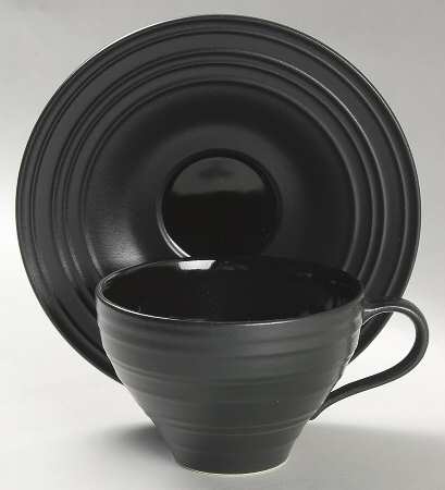 Swirl Black Flat Cup & Saucer Set
