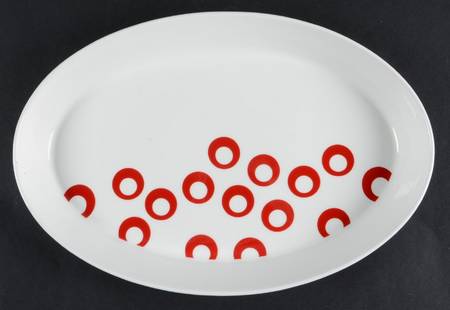 Circle Chic Red 15" Oval Serving Platter