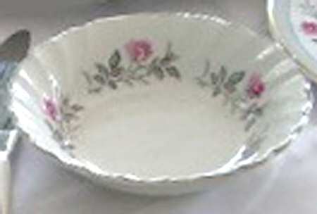 Royal Bride (Scalloped, Platinum Trim) by Myott Staffordshire