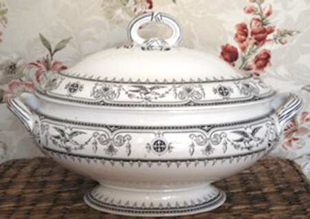 Berlin Bird Gray by Minton