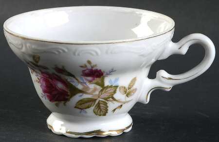 MJ31 Footed Cup