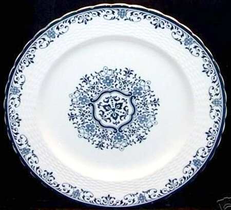 Moustiers by Minton