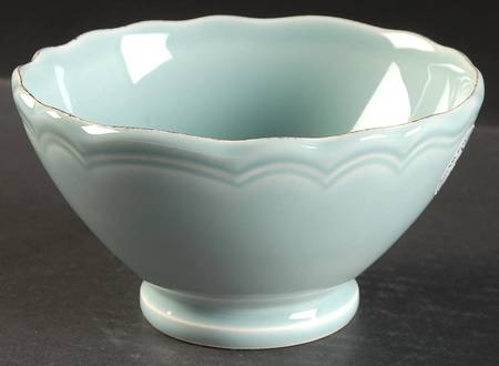 Catarina de Braganca Blue Footed Soup/Cereal Bowl