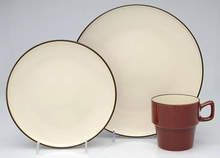 Alpine Red 12 Piece Set
