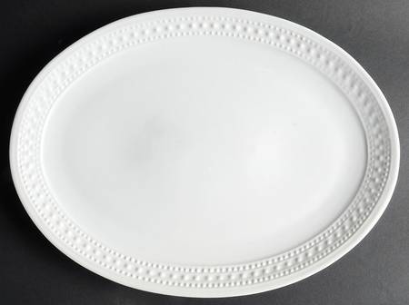M2A20 White 15" Oval Serving Platter