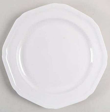Antique White (Bone) by Mikasa