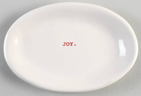 Rae Dunn Holiday 8" Oval Plate