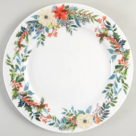 Holly Wreath by Mikasa