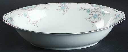 Phoebe 11" Oval Vegetable Bowl