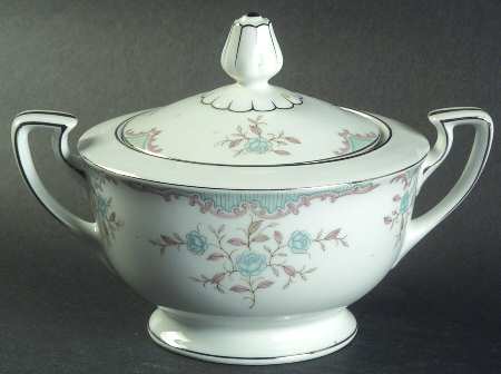 Phoebe Sugar Bowl & Lid