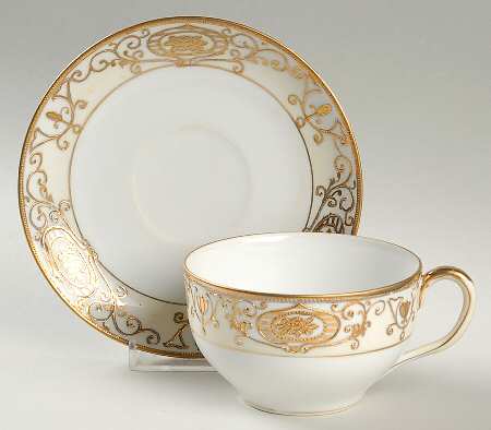 175 Flat Cup & Saucer Set