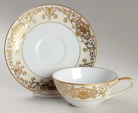 175 Flat Cup & Saucer Set