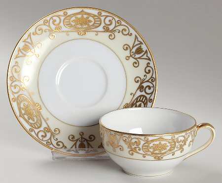 175 Flat Cup & Saucer Set