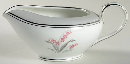 Lilybell Creamer