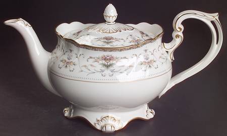 Astorbrook Teapot & Lid by Noritake