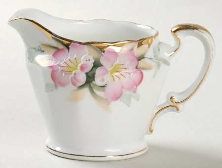 Azalea Individual Creamer