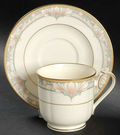 Barrymore Footed Cup & Saucer Set by Noritake