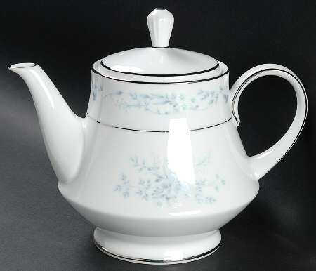 Carolyn Teapot & Lid