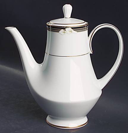 Ellington Coffee Pot & Lid by Noritake