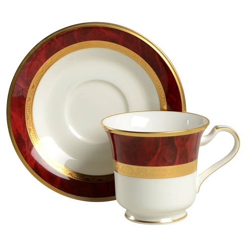 Hemingway Footed Cup & Saucer Set