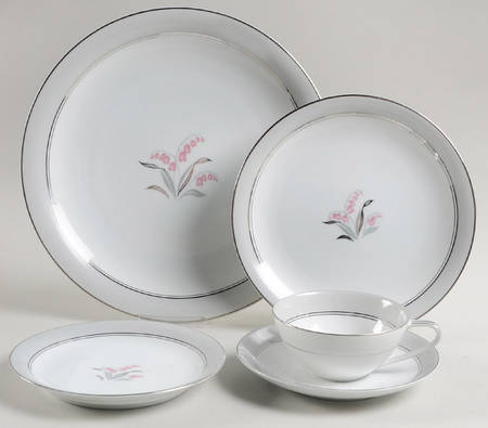 Lilybell 40 Piece Estate Set