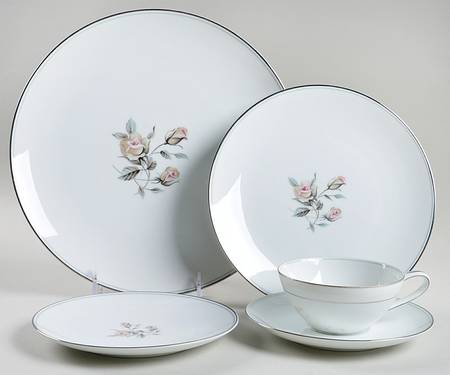 Margot 5 Piece Place Setting by Noritake