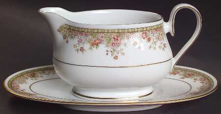 Morning Jewel Gravy Boat & Underplate (Relish/Butter)