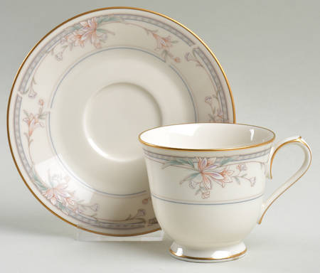 Footed Cup & Saucer Set