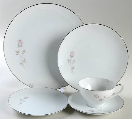 Pasadena 40 Piece Estate Set