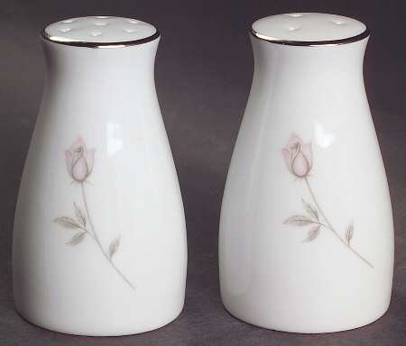 Salt & Pepper Set
