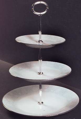 Ravel 13 7/8"-14 1/4" 3-Tiered Serving Tray(DP,SP,BB) HC