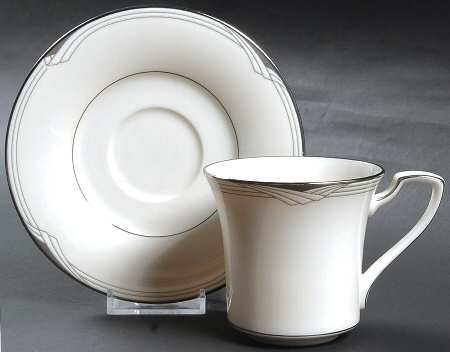 Sterling Cove Flat Cup & Saucer Set
